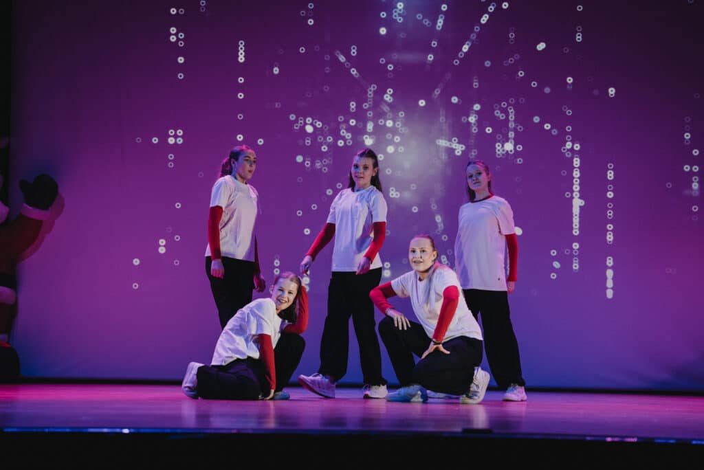 Catchy Dansestudio Juleshow 2024 SHOW 4 CRojFerman 1481 - Catchy Dansestudio